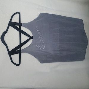 NIKE | Dri-Fit Loose Fit Cross Back Tank Top Women's Size Medium
